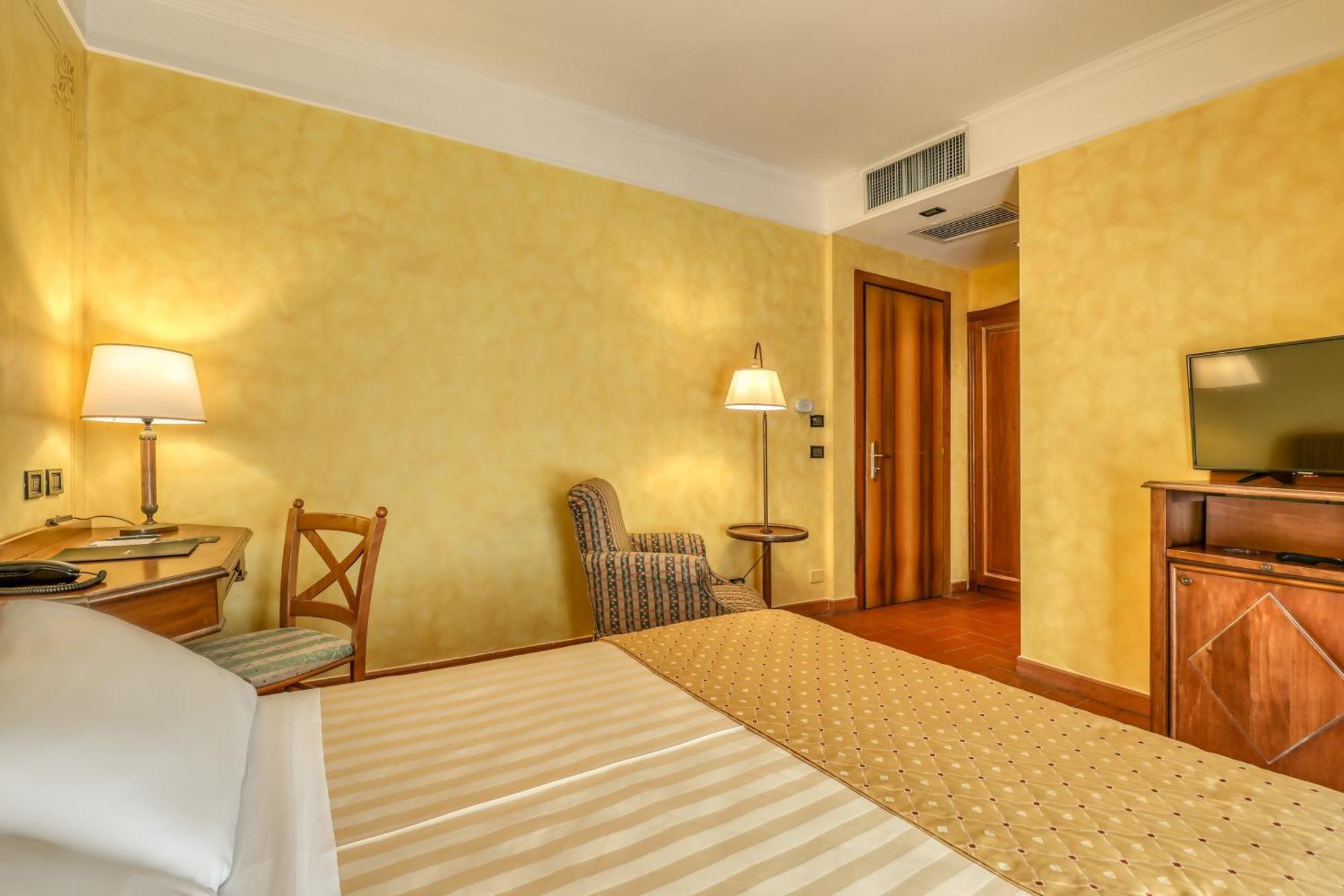 Ristorante La Pergola Hotel 3*